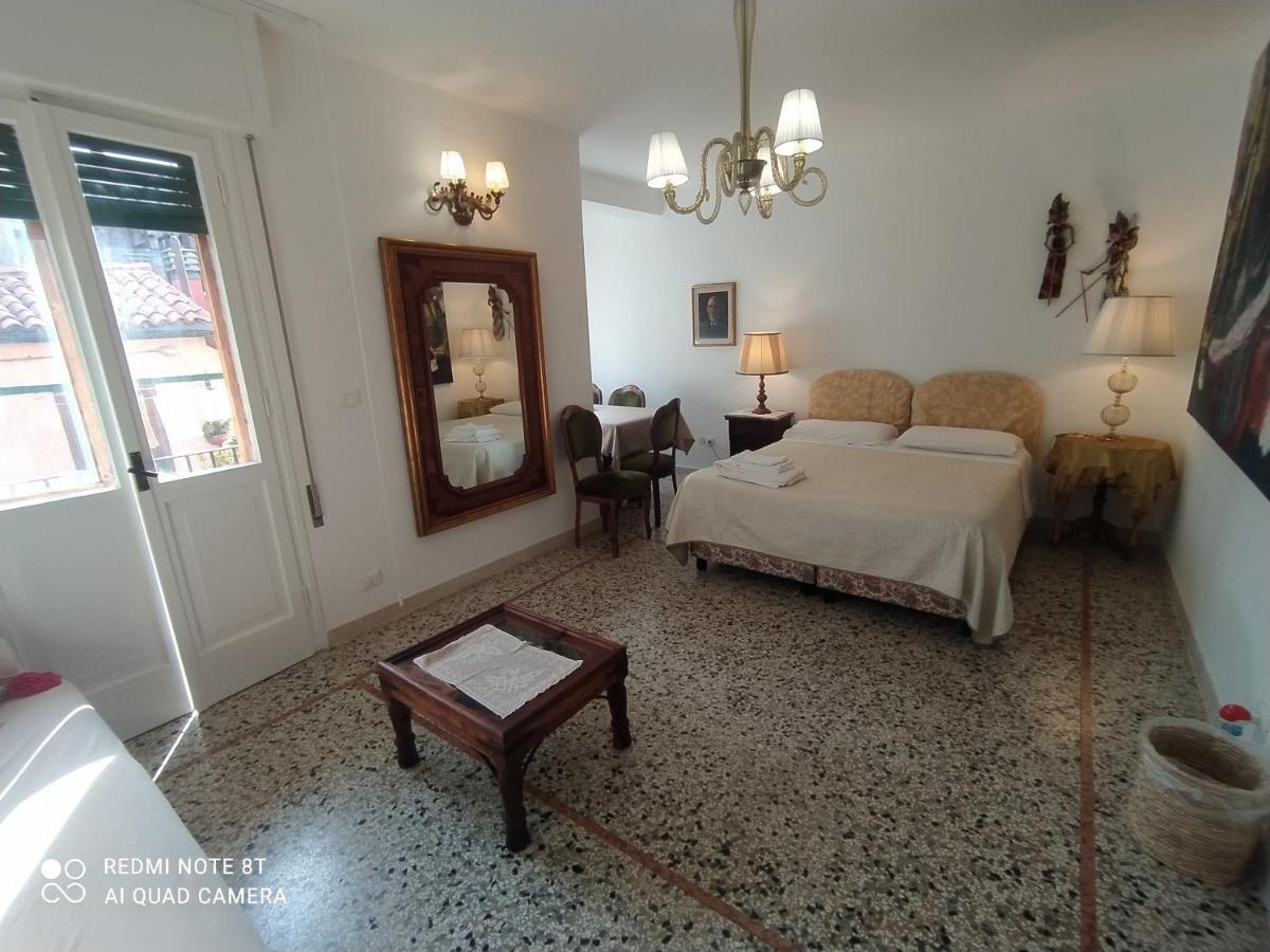 Casa Gialla Veneza Exterior foto